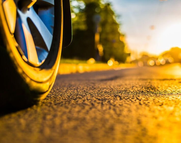 summer-driving-tire-pressure-blog-images-2017-05-fcac-web-bsro.jpg